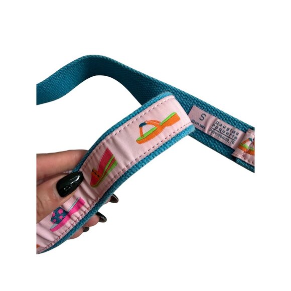 DOUGLAS PAQUETTE Providence RI Shoe Print Pattern Belt Size Small - Picture 3 of 7